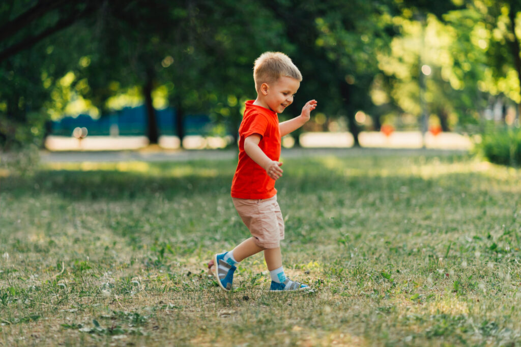 alimentazione sana e attività sportiva per i bambini consigli 